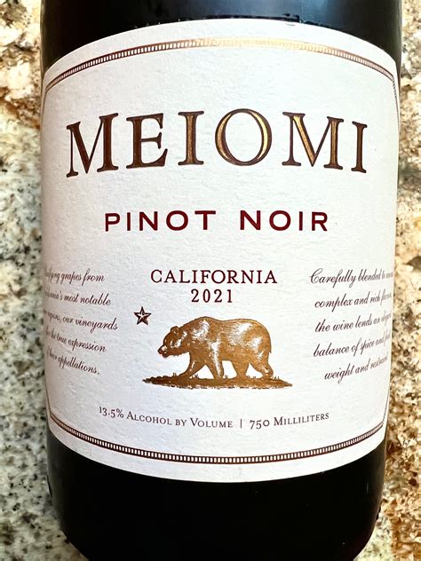 Meiomi Pinot Noir Review .